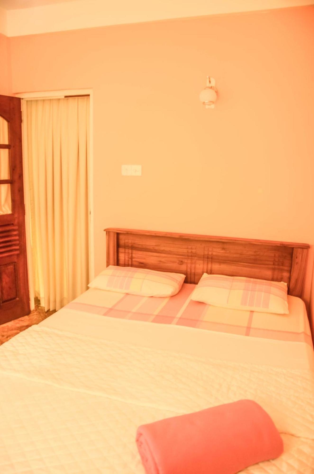 Hanthana Holiday Rooms Kandy Værelse billede